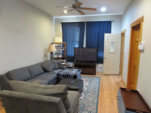 3rd image of 923 N Lawndale Ave