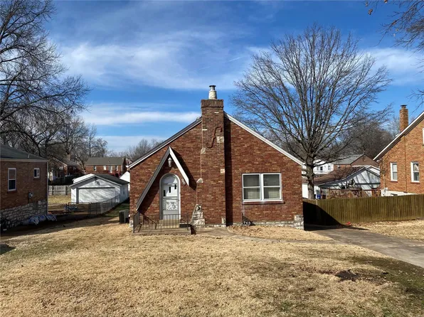 745 Pardella Ave, Saint Louis, MO 63125