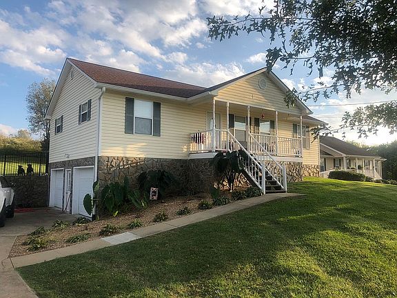 2nd image of 310 Wayland Dr