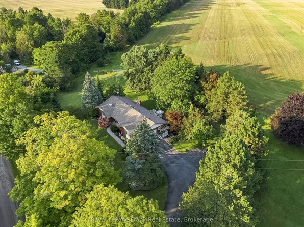 2407 Ashbridge Rd, Scugog, ON L9L 1B4