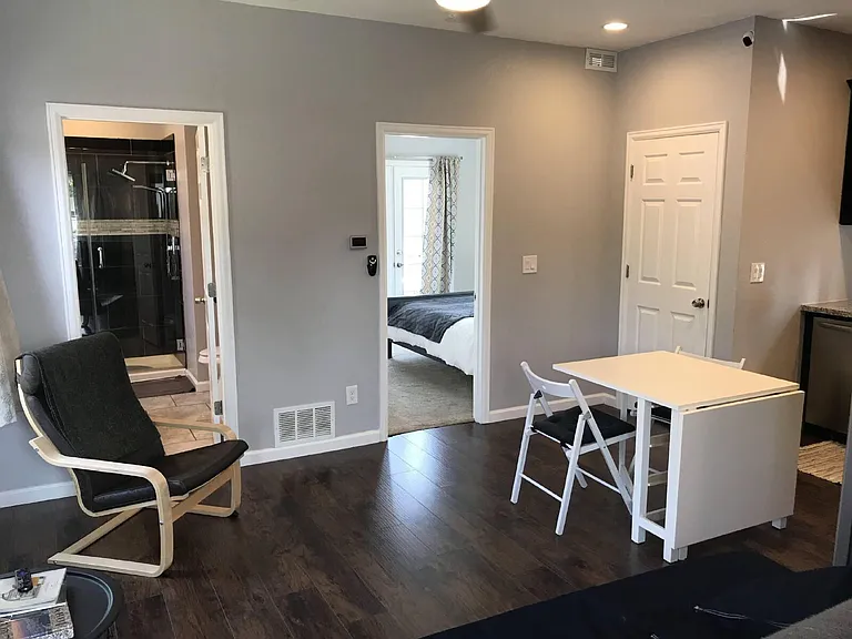 1652 N Gaylord St — Photo 14
