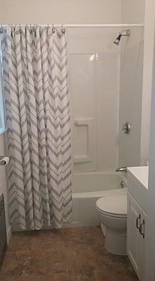 4th image of 104 Campbell Ave #1