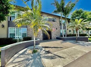 863 Center St #A15, Costa Mesa, CA 92627