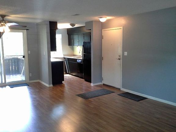 4th image of 6218 Robinson St APT 1