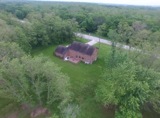 3949 Spaulding Orchard Rd, Springfield, IL 62711