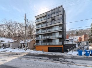 200 Charlton Ave E #202, Hamilton, ON L8N 1Z1