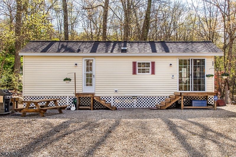 1st image of 131 Sycamore Village