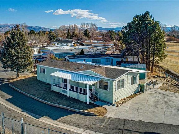 2nd image of 1253 Knights Ln