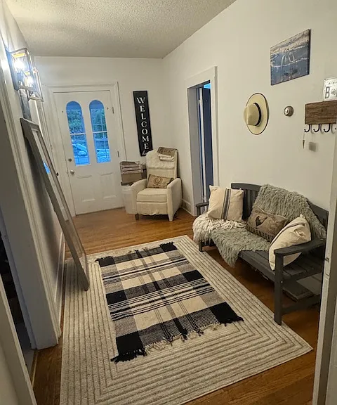 448 Shore Rd — Photo 11