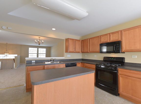 2nd image of 1512 Blackhawk Ct