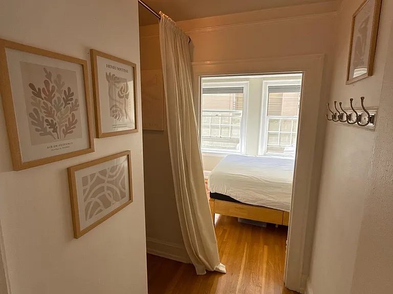 321 Boylston Ave E #203 — Photo 24