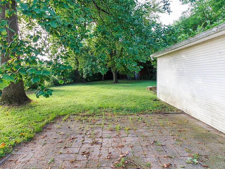 105 Mohawk Ct — Photo 14