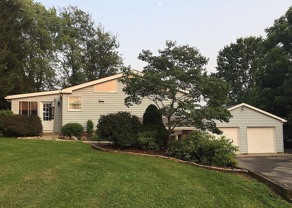 1015 Lux Rd, Delmont pa area