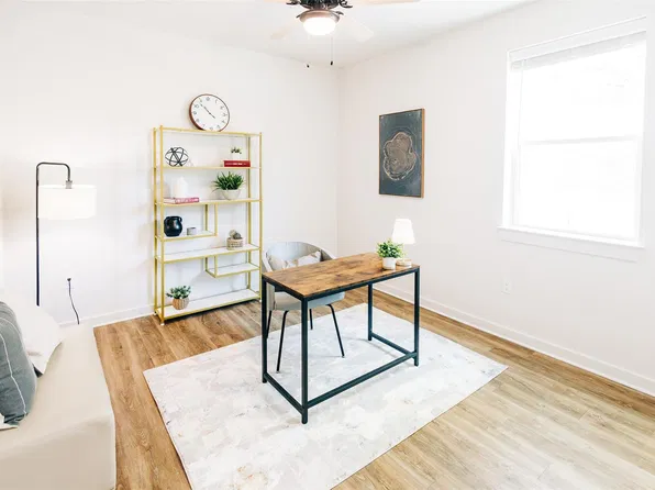 7051 Meadow Lake Blvd #17103, Austin, TX 78744
