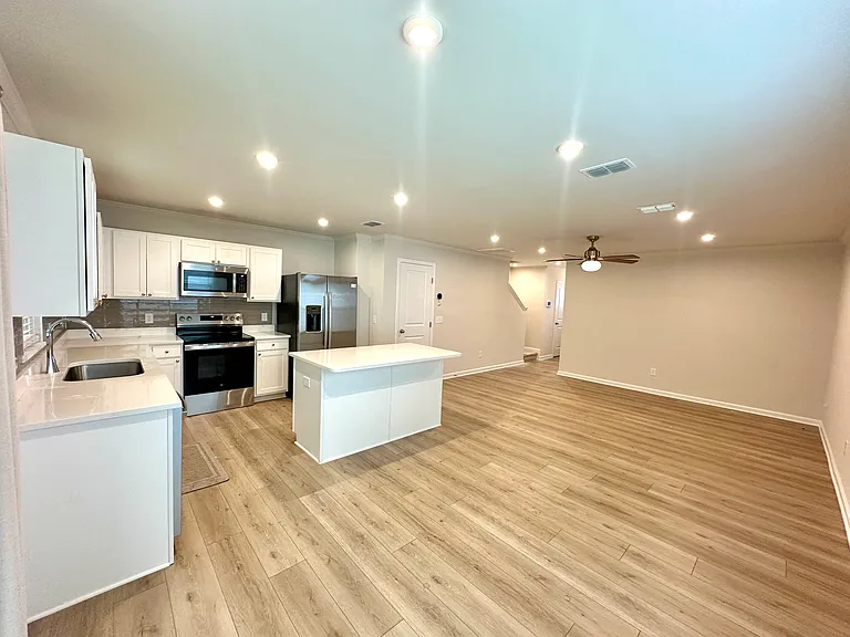 247 Sarnesfield Way — Photo 6