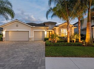 2382 Orchard St, Naples, FL 34120