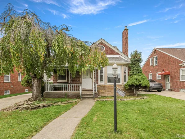 5825 Oakman Blvd, Dearborn, MI 48126
