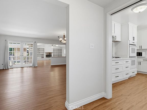 4th image of 6448 E Pageantry St