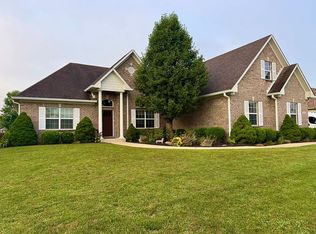 1033 Red Oak Dr, Plainfield, IN 46168