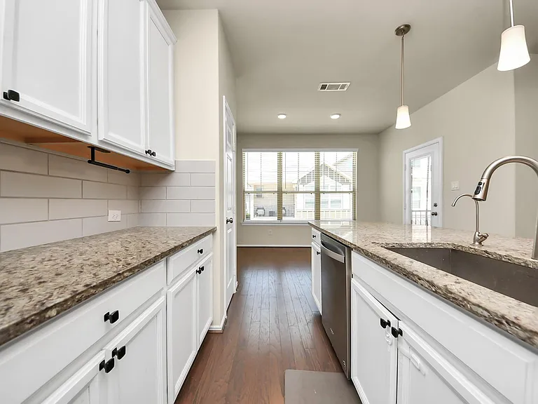 3111 Dakota Falls Dr — Photo 25