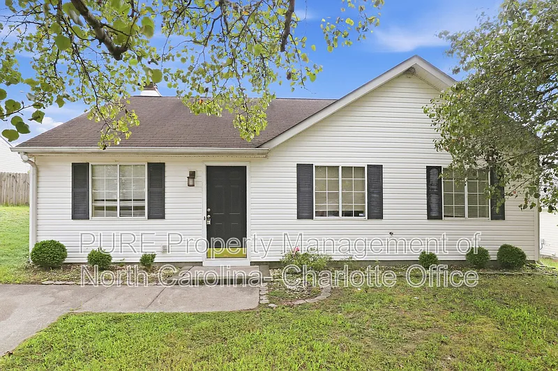 2456 Stratford Crossing Dr