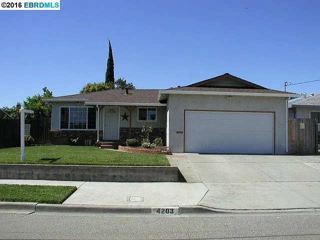 4203 Silva St photo 1