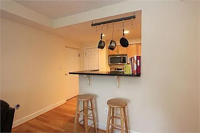231 N Thomas St — Photo 9