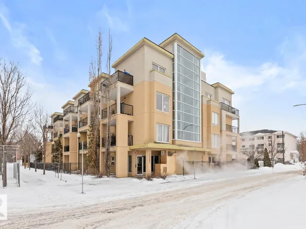 11203 103a Ave NW #408, Edmonton, AB T5K 2E4