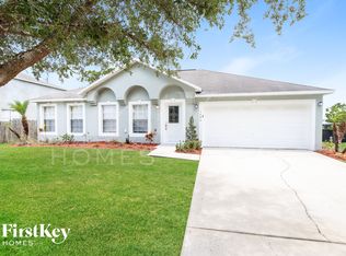 1686 Whiting St SE, Palm Bay, FL 32909