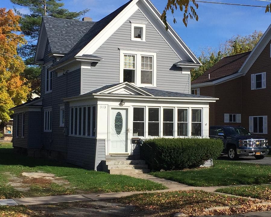 313 Merrick Street