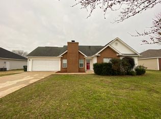 500 Wrasling Way, Bonaire, GA 31005