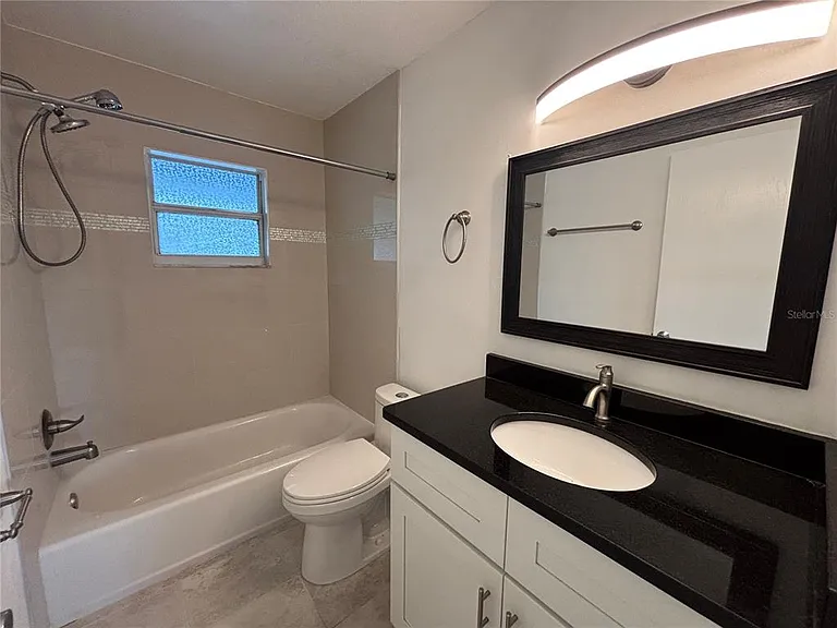 1241 Turner St #B — Photo 13