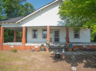 5104 Highway 25 N, Hodges, SC 29653