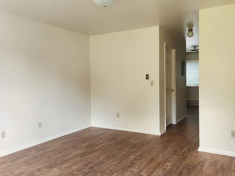 Monument View Apartments — Photo 3
