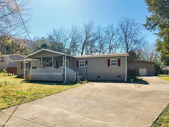 3rd image of 130 Mountview Dr SE