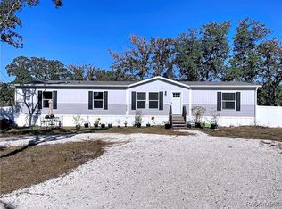 6723 S Redbird Ave, Lecanto, FL 34461