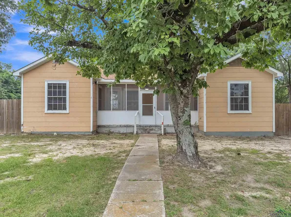 1001 N Main St, Winnsboro, TX 75494