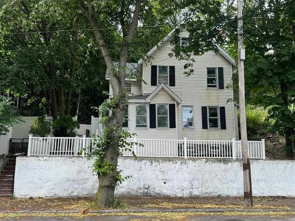 452 Salem St, Malden, MA 02148