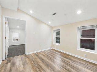 33 S 19th St #2, Philadelphia, PA 19103