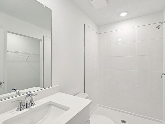 24-custom-Jacksonville-Cypress Meadows community-7450 Everett Forest Jacksonville FL 32219-024.