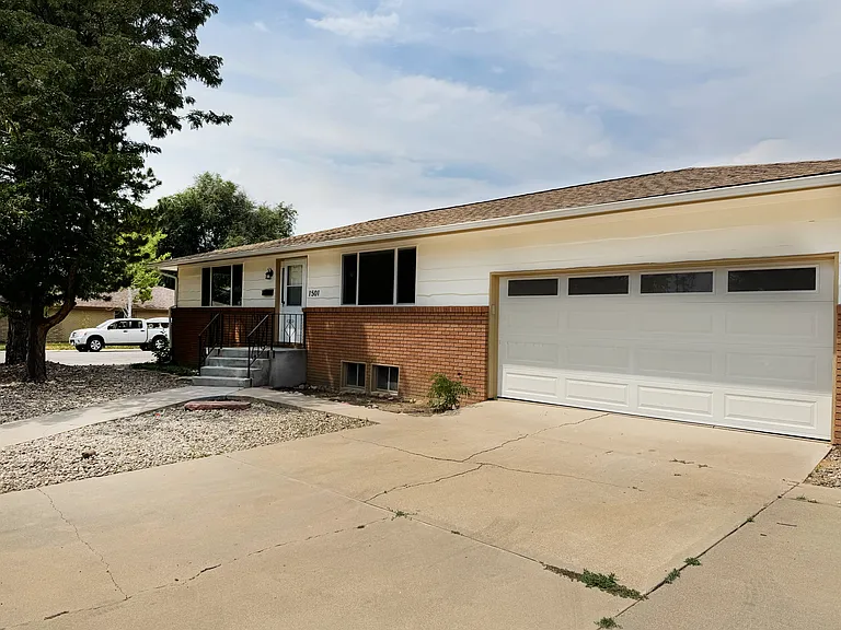 1501 Stuart St — Photo 16