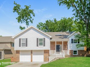 7707 Darnell St, Lenexa, KS 66216