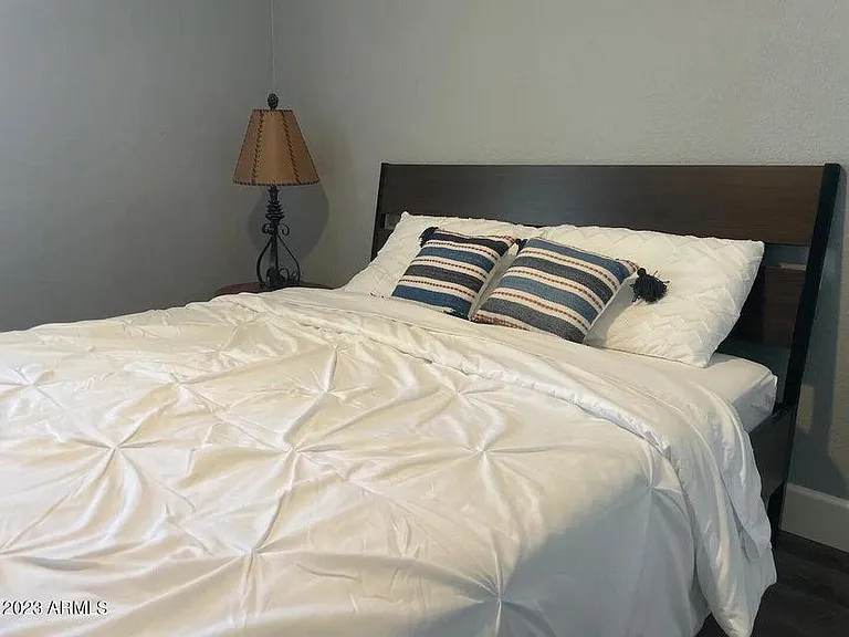 1808 E Yale St #4 — Photo 9