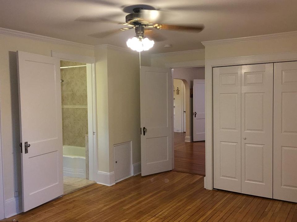 1st image of 251 Odell Ave