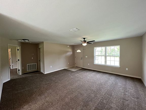 2nd image of 619 Marion Oaks Ln