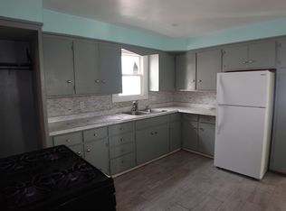 98 A St, Lowell, MA 01851