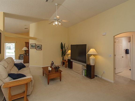 5th image of 8556 Mizell Dr