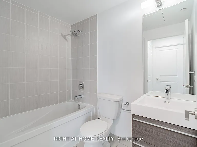15 Zorra St #901 — Photo 20