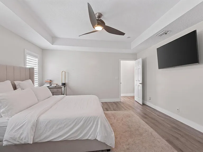 6544 Adriatic Way — Photo 12