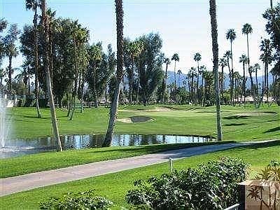 Sip your morning coffee on the sunny extended patio and enjoy golf course, lake and mountain views!